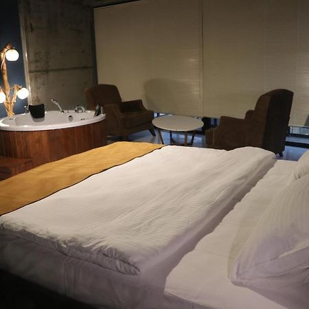 Mas Suites Karakoey イスタンブール エクステリア 写真